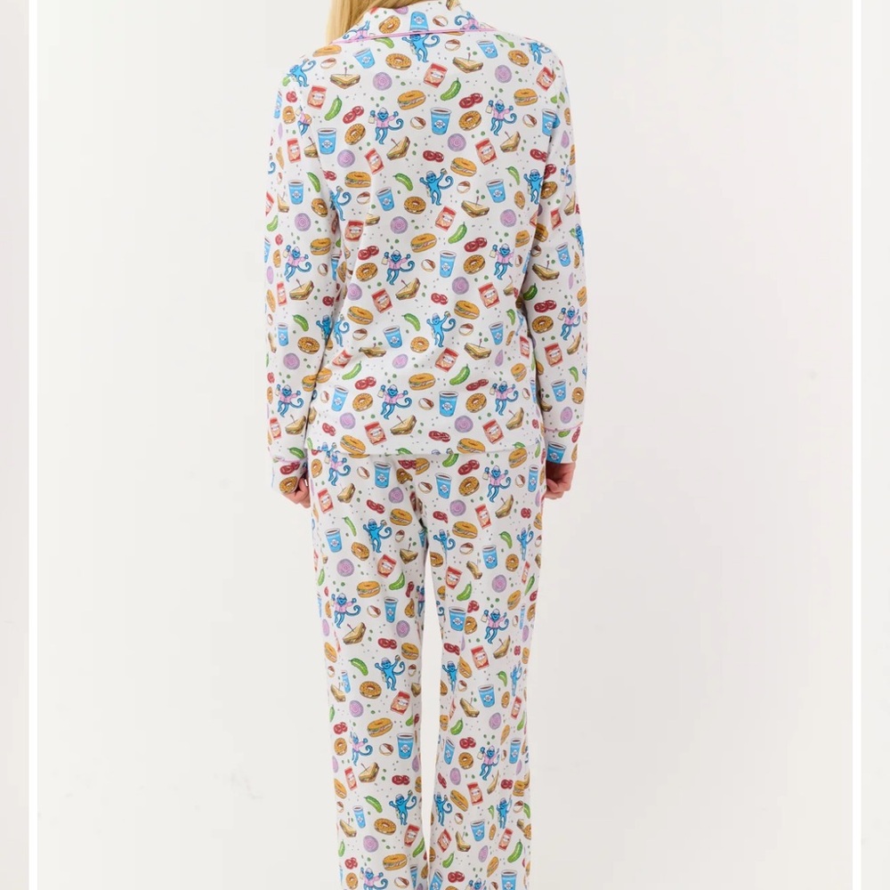 NWT and Box Roller Rabbit New York Nosh PJs - Picture 2 of 4